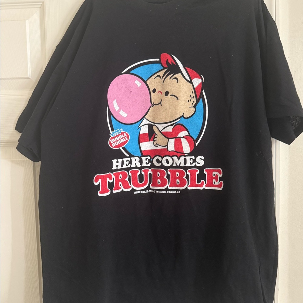 Brisco Dubble Bubble Black Graphic T-Shirt with Bubble Gum Design